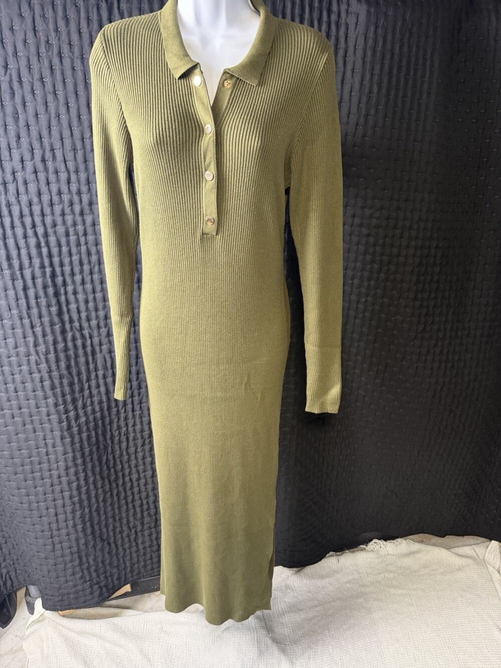 GUESS RIBBED ARMY GREEN DRESS WITH BUTTONS XL #261